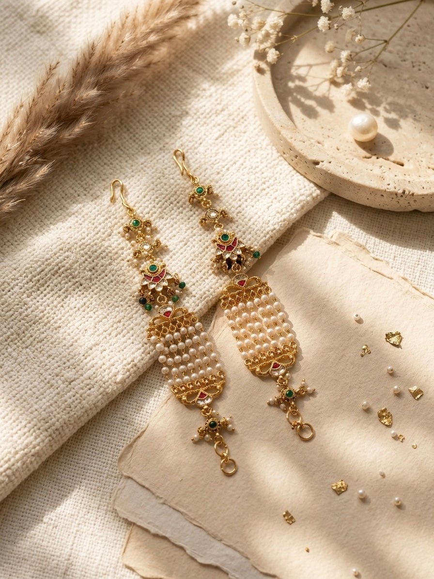 Arihari jadau kaan - Silks & Jewels