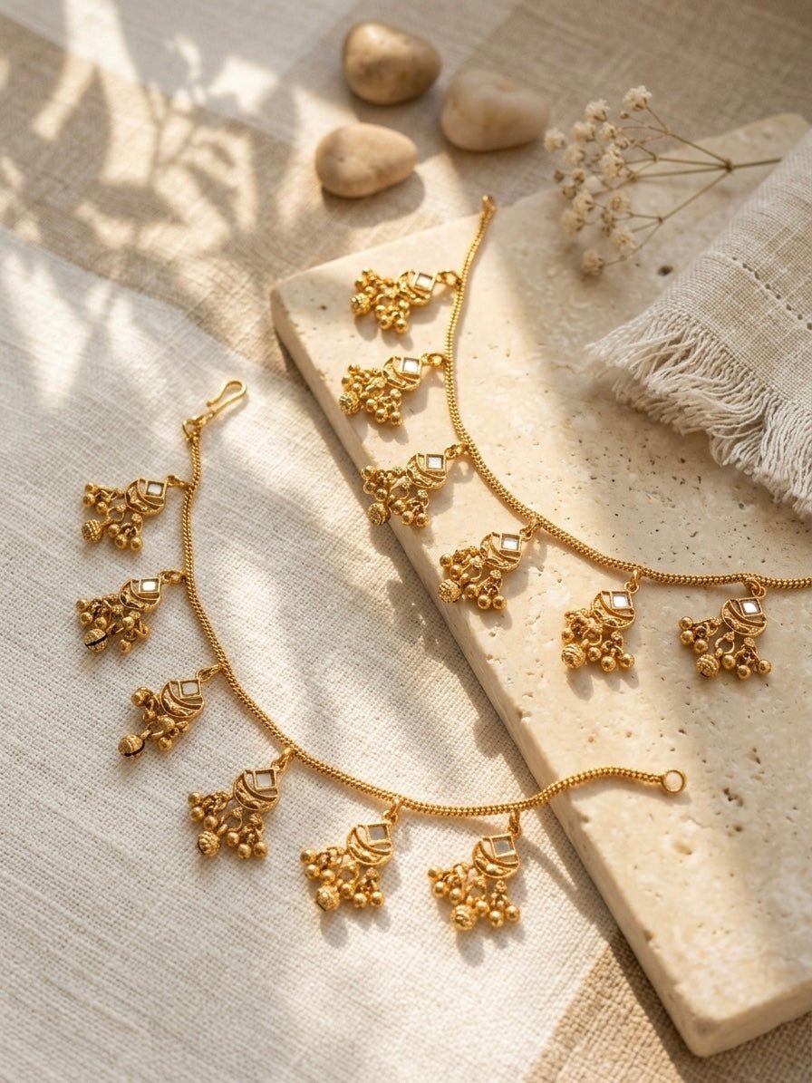 Single layer kundan - Silks & Jewels