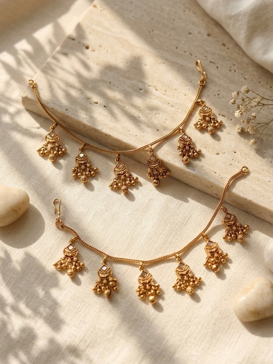 Single layer kundan - Silks & Jewels