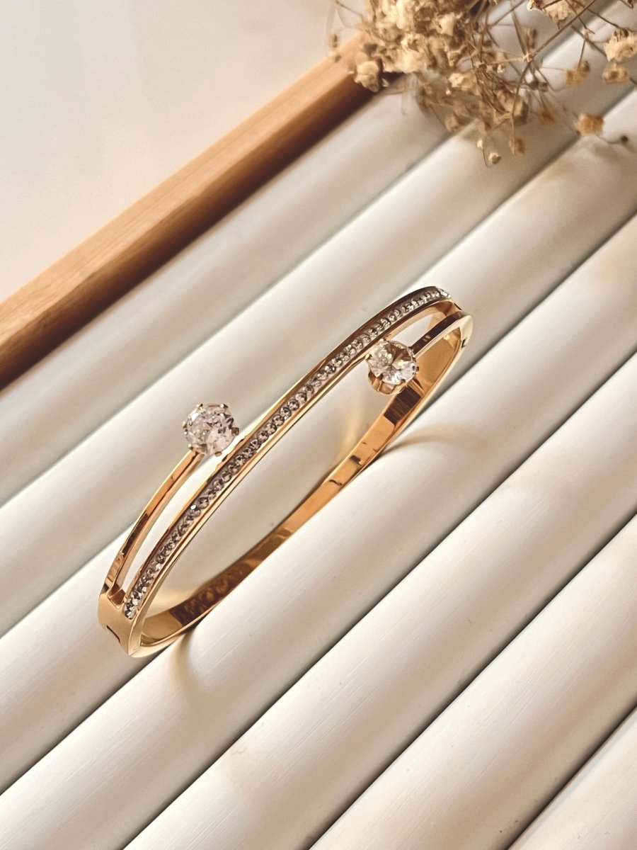 Twin Solitaire Bracelet - Silks & Jewels