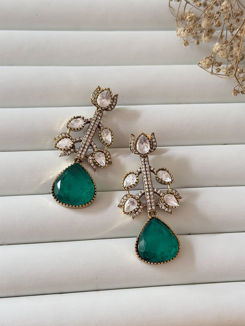 Vrindaara Kundan Earrings - Silks & Jewels