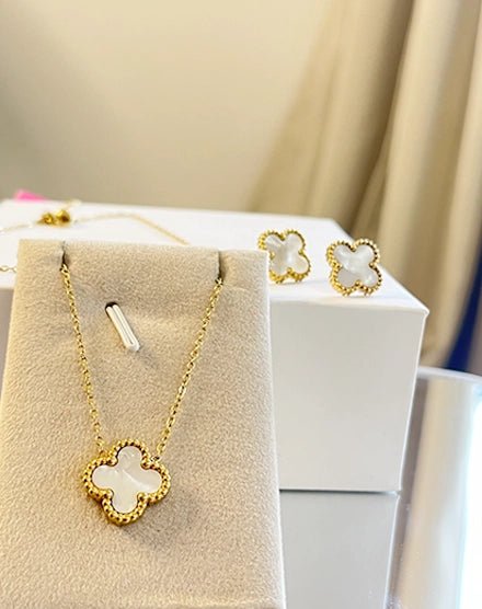 White Clover Minimal Pendant and Stud Necklace Set - Silks & Jewels